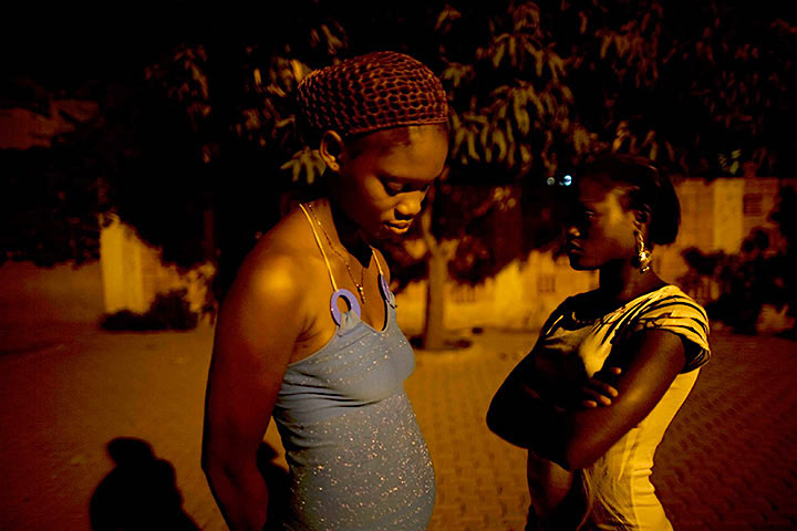 Νιγηριανή λεσβίες πορνό πρώτη φορά πρωκτικό Creampies